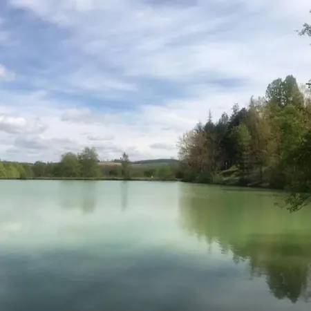 Chalet Au Milieu De La Foret Avec Lac A Proximite Layrac Buitenkant foto
