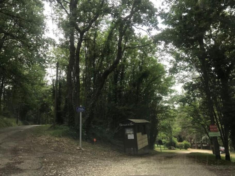 Villa Au Milieu De La Foret Avec A Proximite